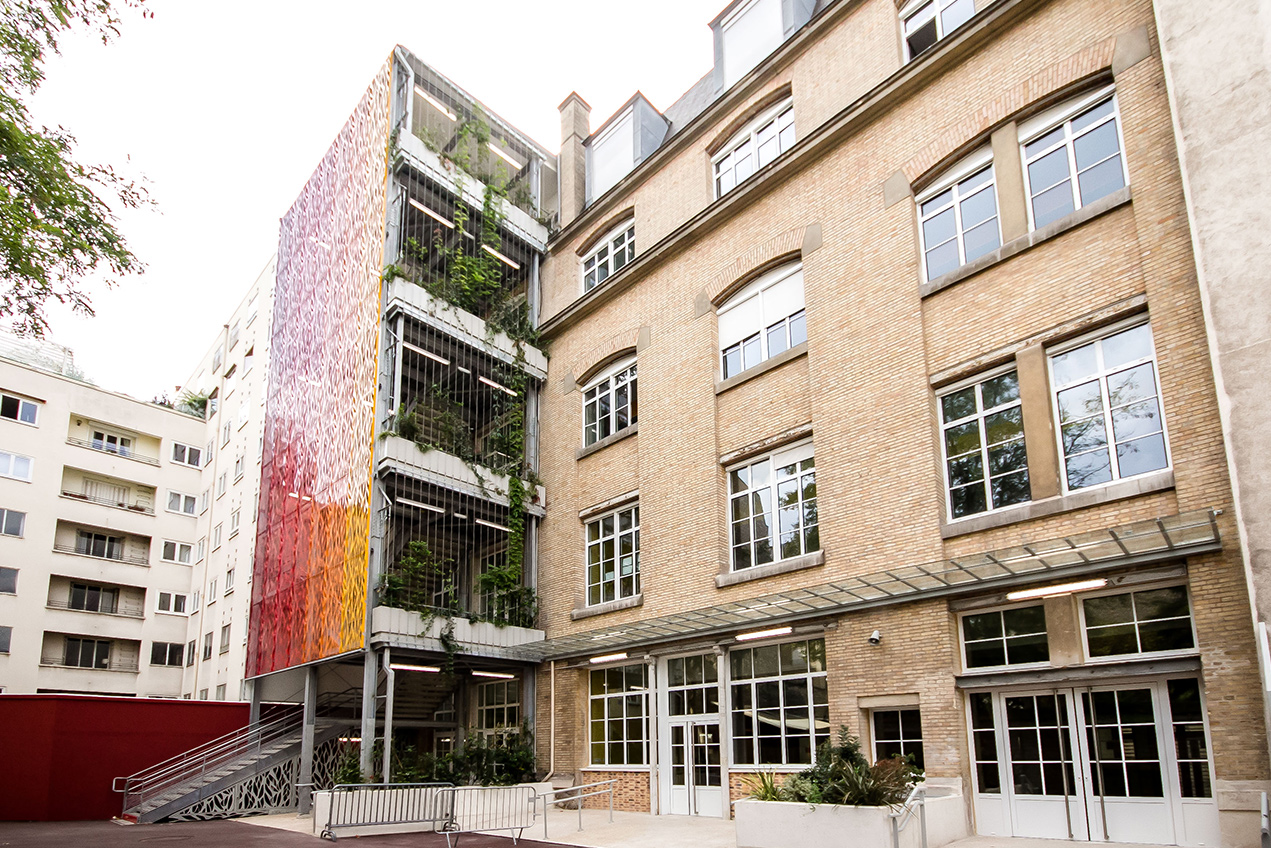 Cazenove Architecte Ecole La Rochefoucauld Rue Cler Faade Metal Acier Perfor Brique Paris 7 002