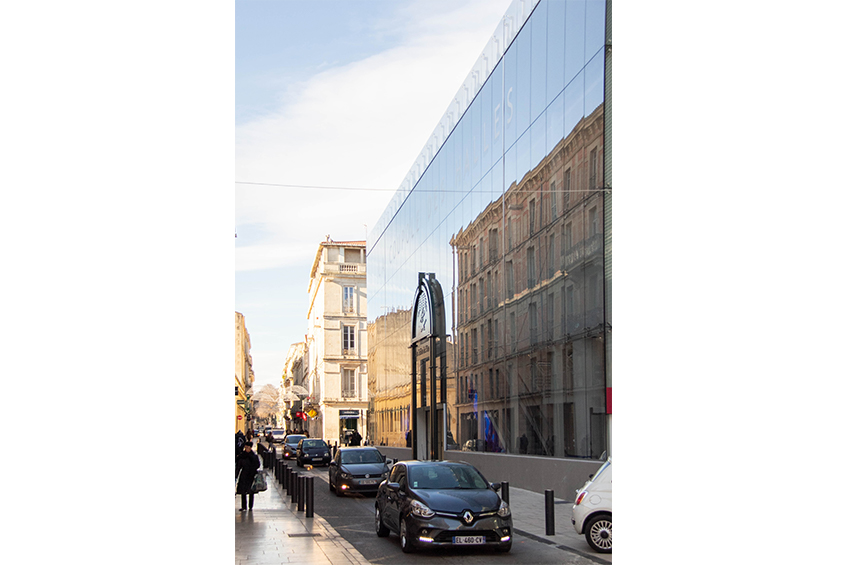 Cazenove Architecte Centre Commercial Tertiaire La Coupole Halles Nimes 012